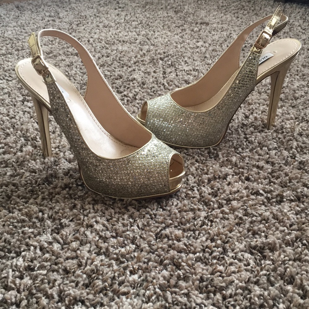 GUESS High Heels - Picture 4 of 5